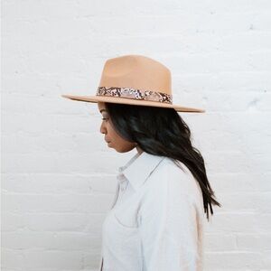 Tan Wide-Brim Hat with Snakeskin Band